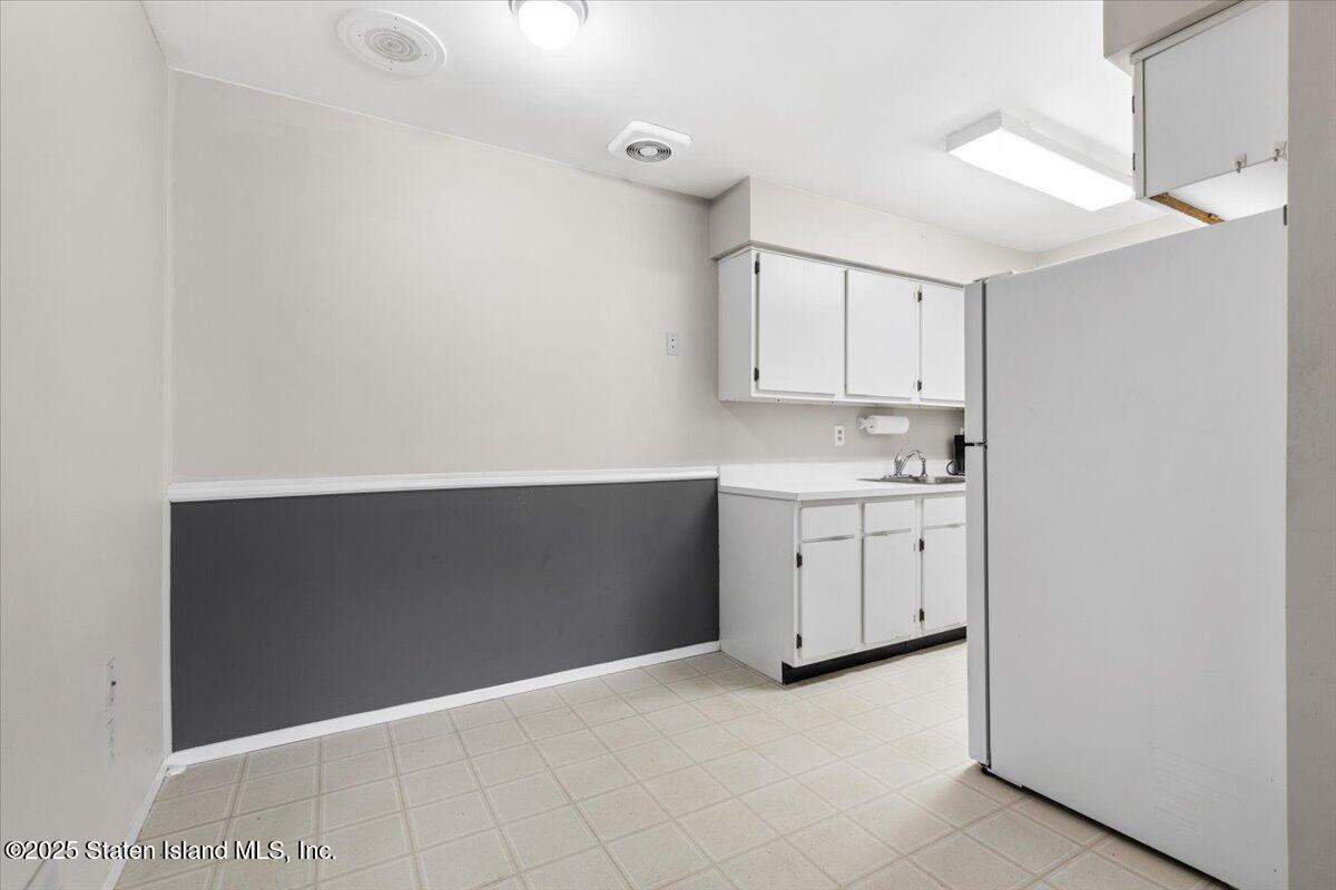 4189 Amboy Road, Unit 1B Staten Island, NY 10308 - Photo 7 of 27 07-555A9679a