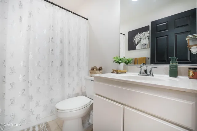 $335,000 | 43334 32nd Street West, Lancaster, CA 93536