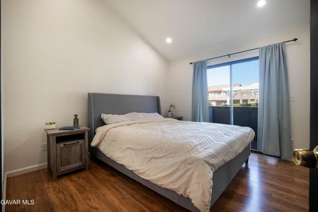 $335,000 | 43334 32nd Street West, Unit 44, Lancaster, CA 93536