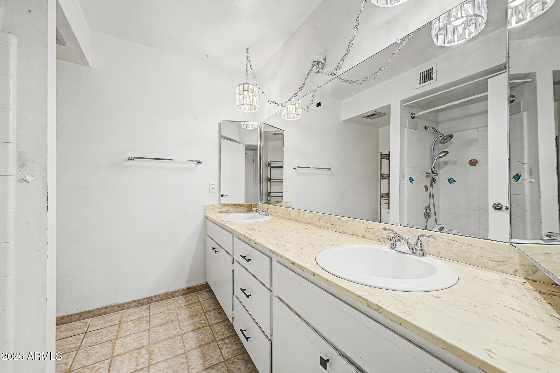2403 East Del Rio Drive Tempe, AZ 85282 - Photo 41 of 57