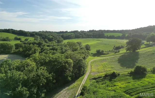 $1,035,000 | 79 Unincorporated Mo 63353, Louisiana, MO 63353