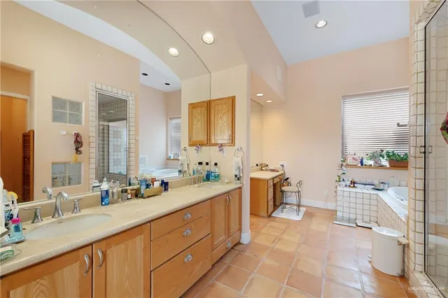 $680,000 | 5348 Papaya Circle, Harlingen, TX 78552