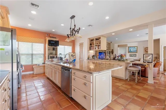 $680,000 | 5348 Papaya Circle, Harlingen, TX 78552