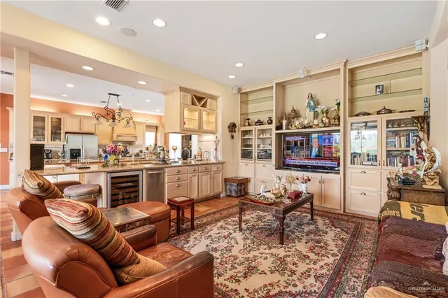 $680,000 | 5348 Papaya Circle, Harlingen, TX 78552