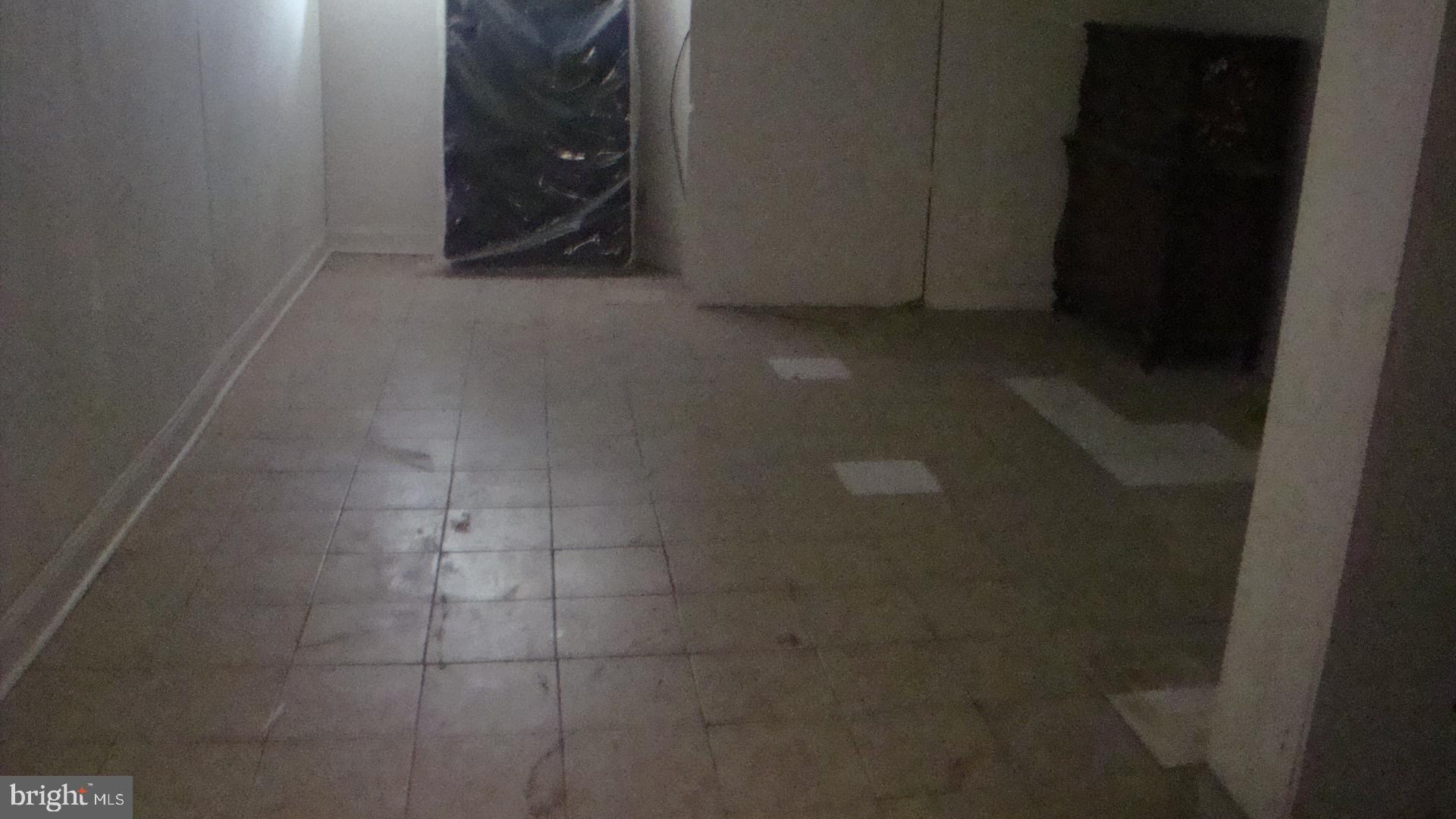85 Springton Road Upper Darby, PA 19082 - Photo 12 of 17