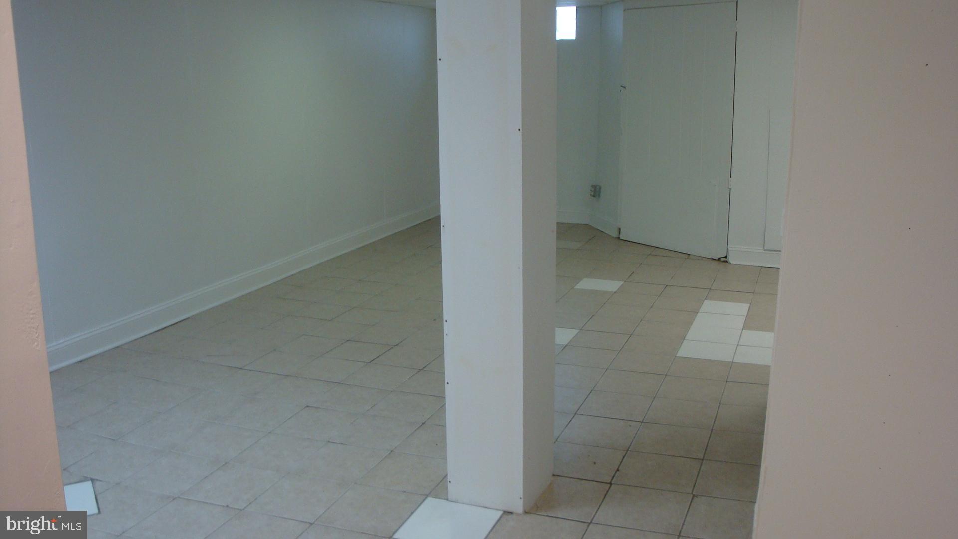 85 Springton Road Upper Darby, PA 19082 - Photo 14 of 17