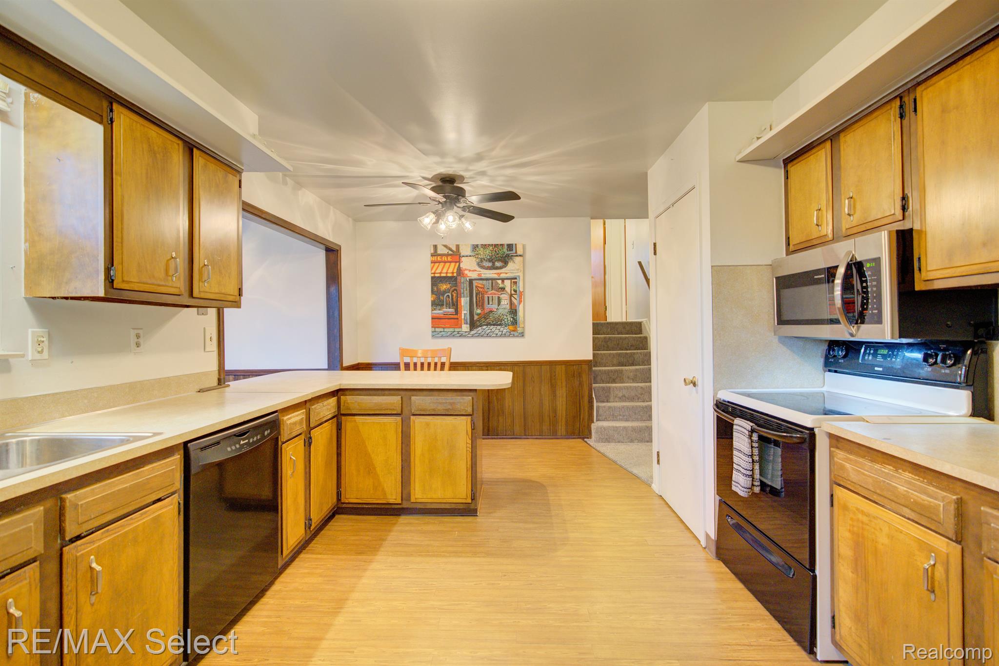 1424 South Graham Road Flint, MI 48532 - Photo 10 of 32 Gallery Image 10