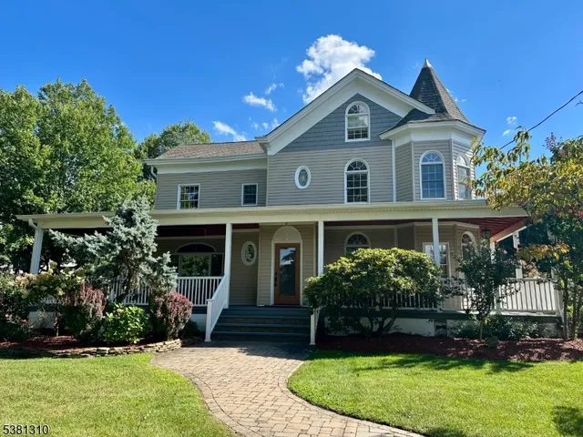 $6,900 | 38 Totowa Road, Wayne, NJ 07470