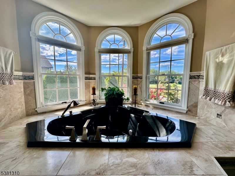 38 Totowa Road Wayne, NJ 07470 - Photo 19 of 37