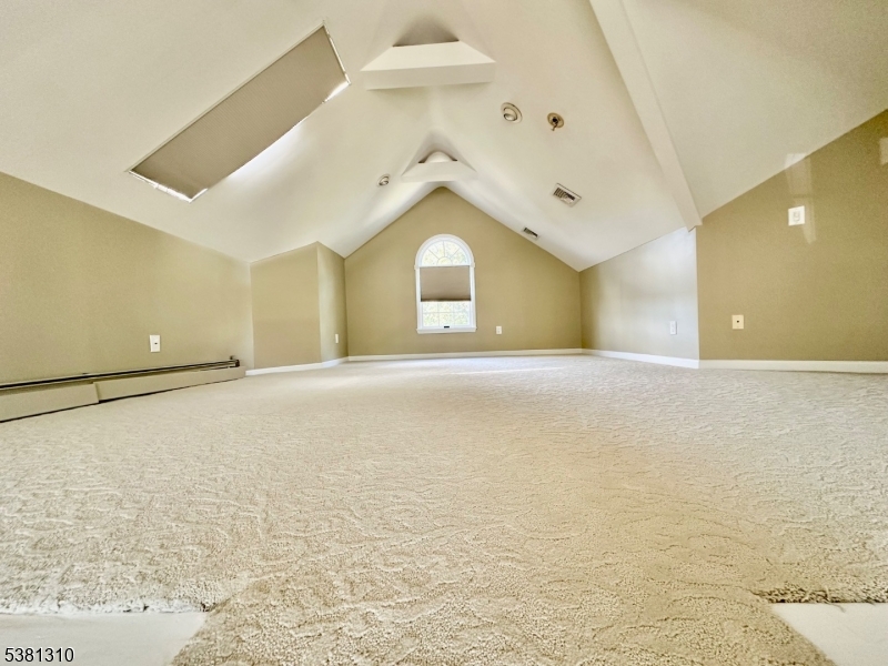 38 Totowa Road Wayne, NJ 07470 - Photo 22 of 37