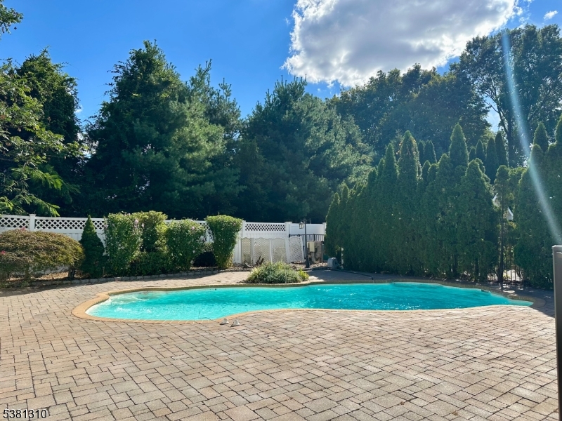 38 Totowa Road Wayne, NJ 07470 - Photo 30 of 37