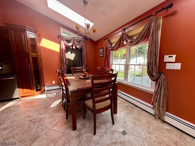 38 Totowa Road Wayne, NJ 07470 - Photo 9 of 37