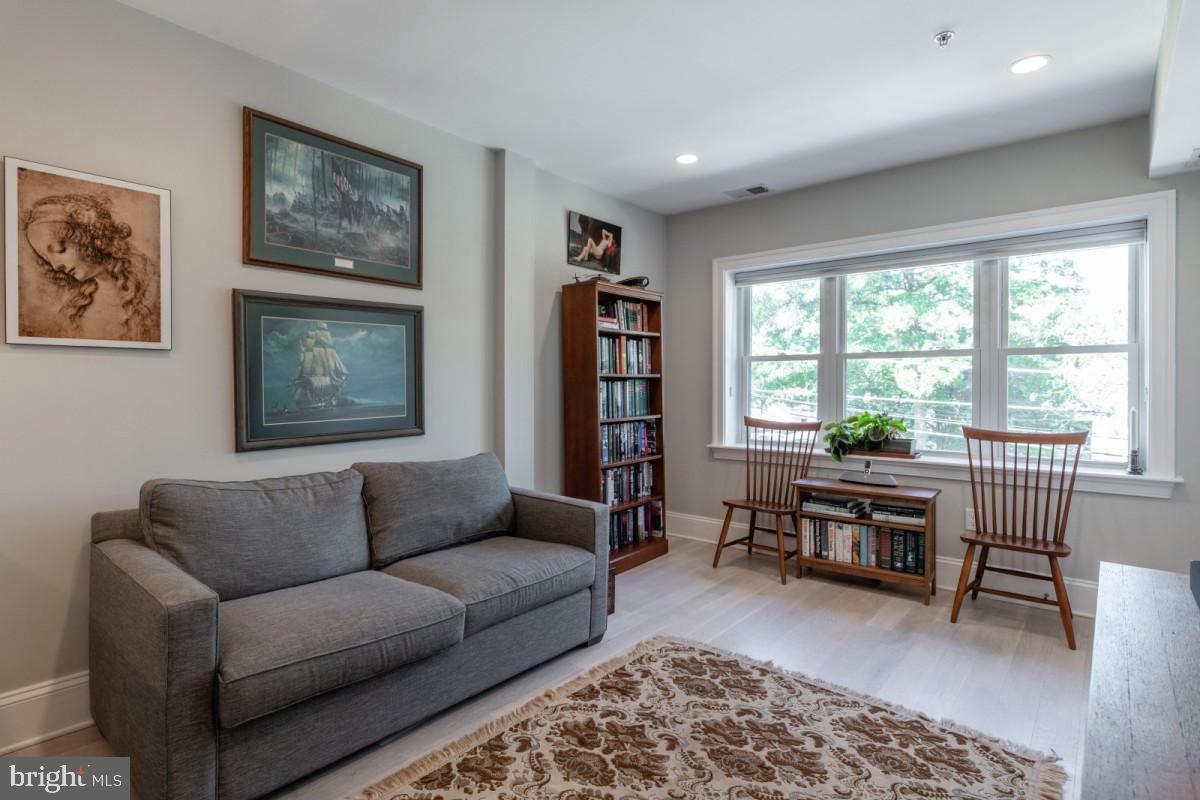 3918 W Street Northwest, Unit 6 Washington, DC 20007 - Photo 8 of 35