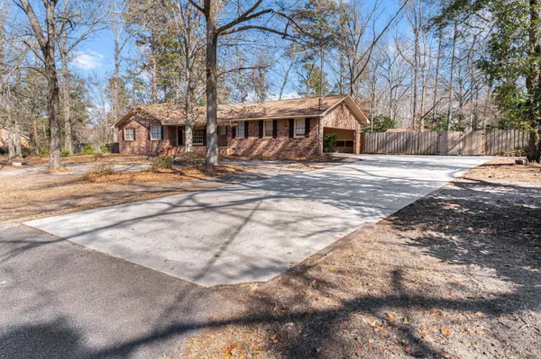 $269,500 | 2060 Longwood Road Northeast, Orangeburg, SC 29118