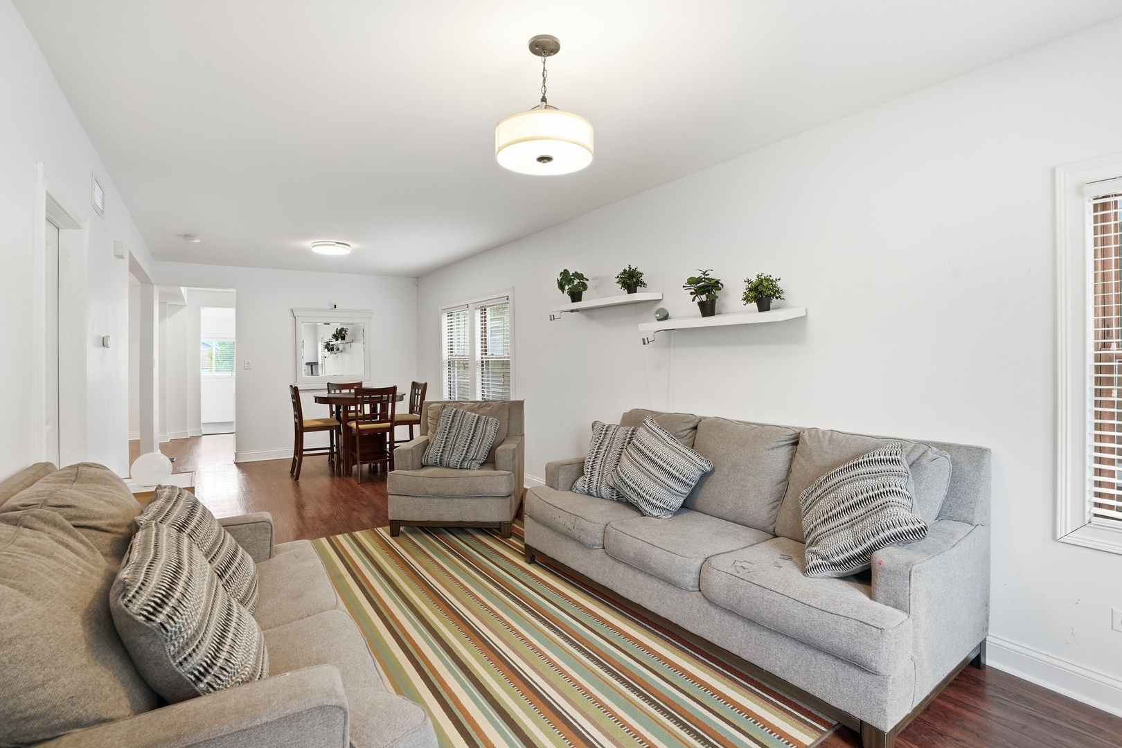 1229 Maple Avenue Berwyn, IL 60402 - Photo 4 of 29