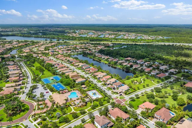 $1,585,000 | 266 Rudder Cay Way, Jupiter, FL 33458