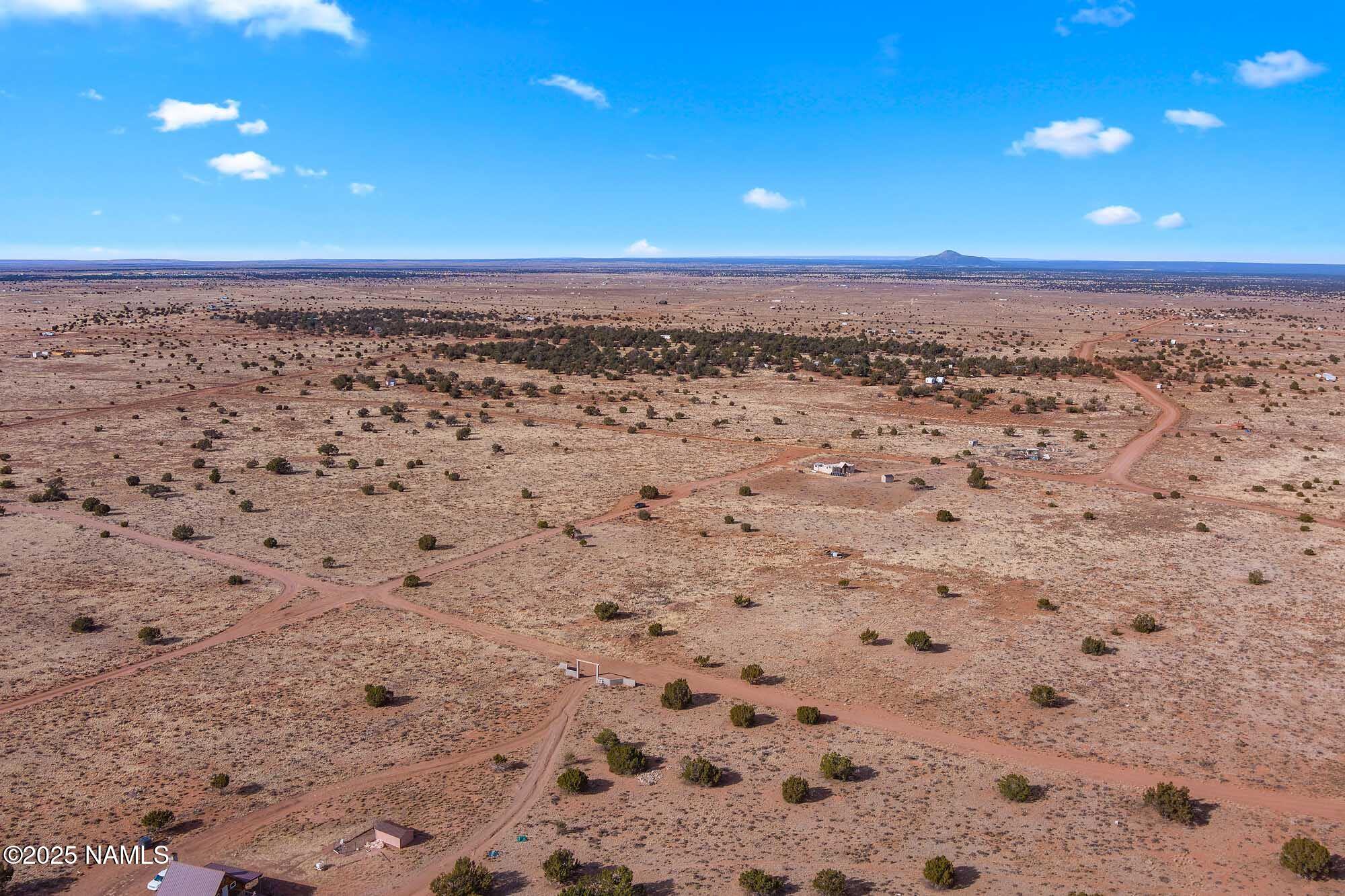 2205 Wingfield Road Williams, AZ 86046 - Photo 15 of 20 a view of a pathway of a yard