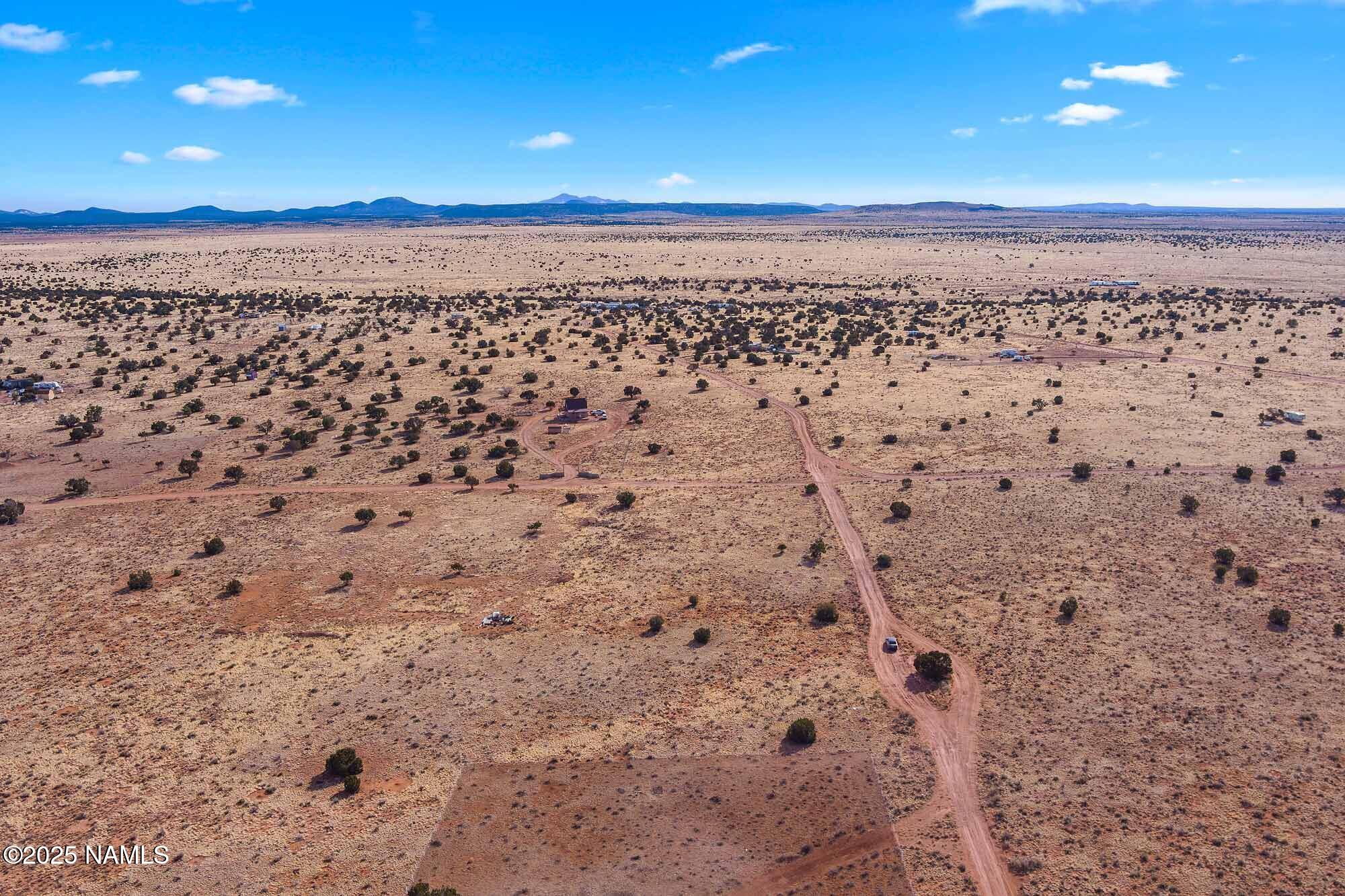 2205 Wingfield Road Williams, AZ 86046 - Photo 6 of 20 a view of a pathway with an ocean view
