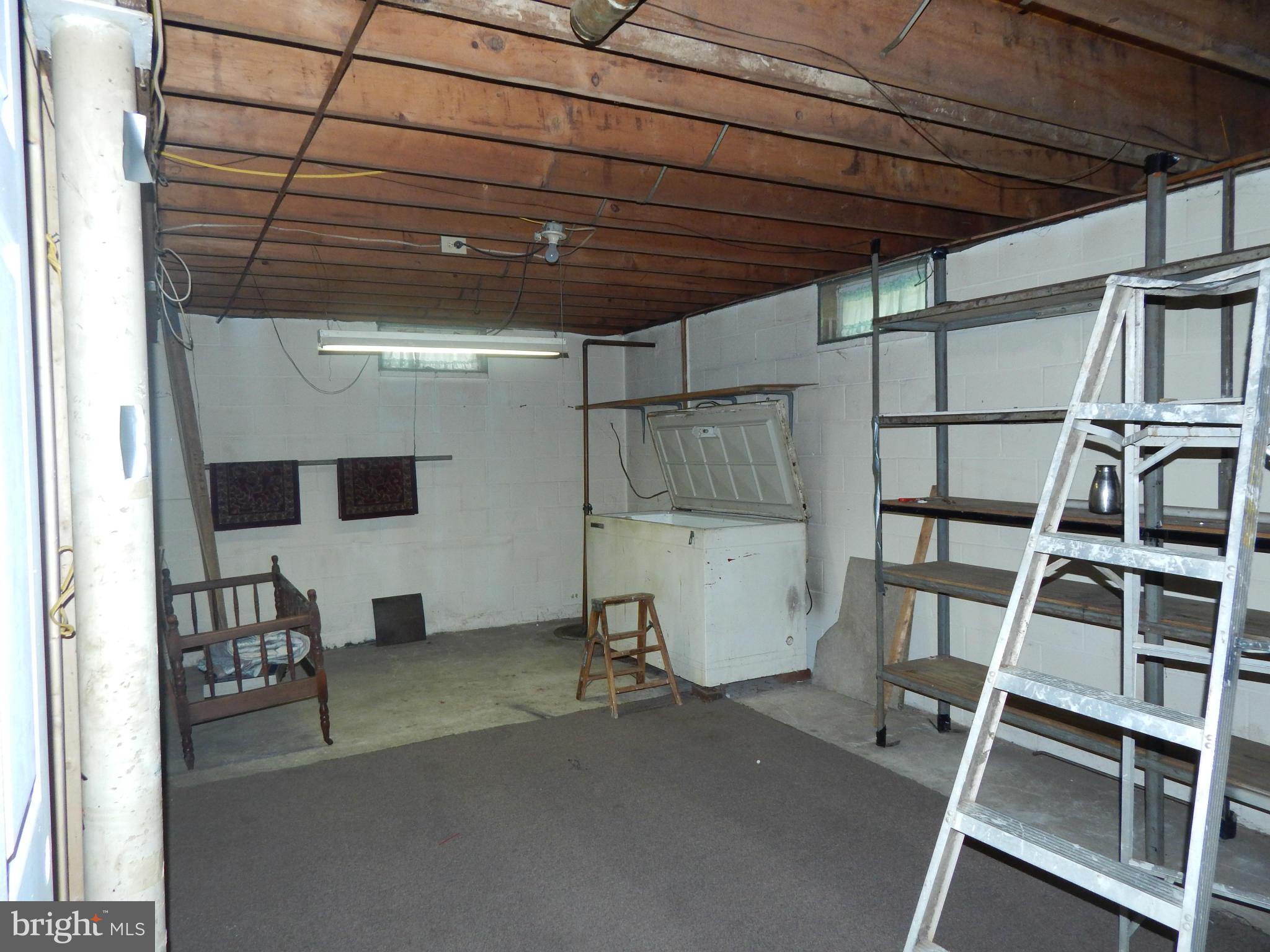 4312 Silver Spring Road Perry Hall, MD 21236 - Photo 22 of 22 Large Work Area