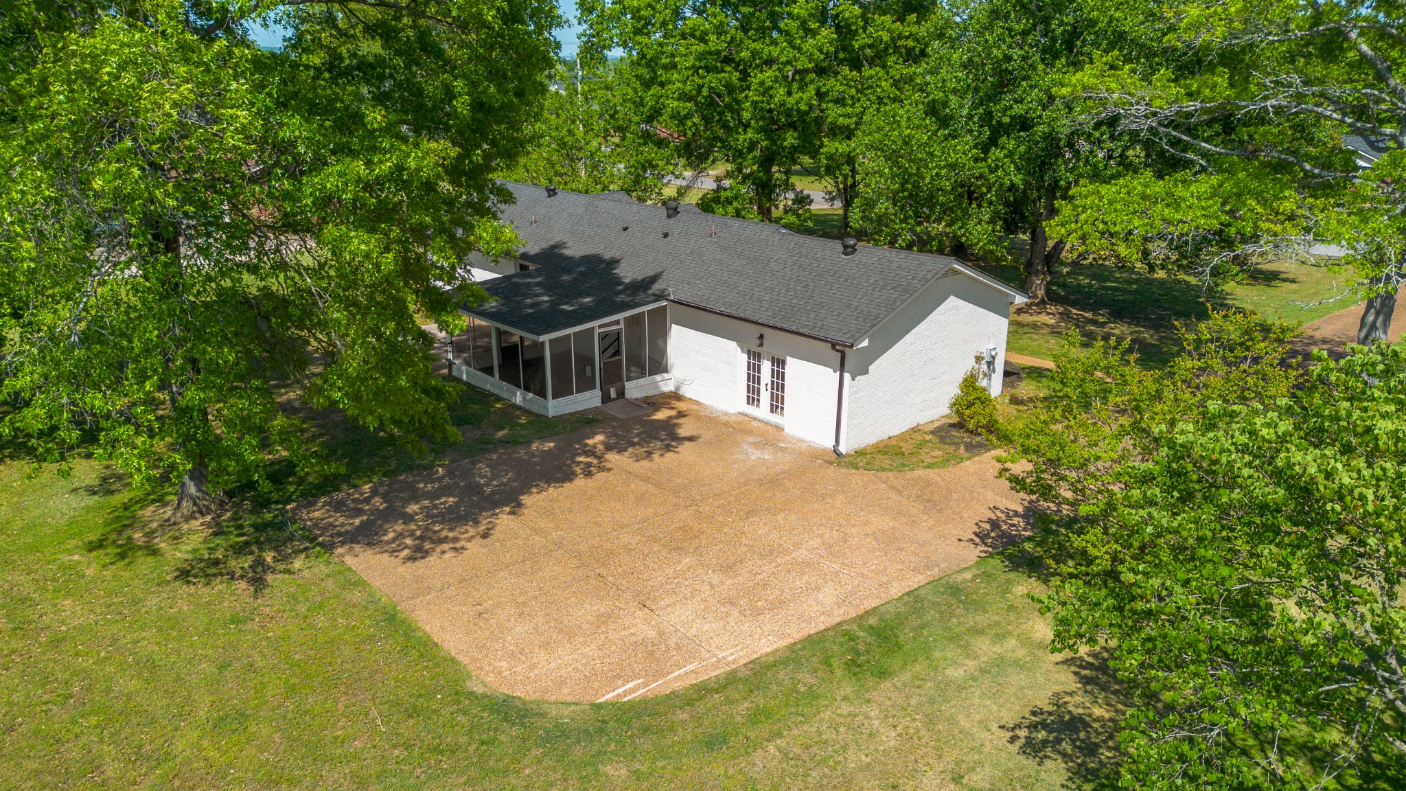 310 Lisa Lane Gallatin, TN 37066 - Photo 39 of 52