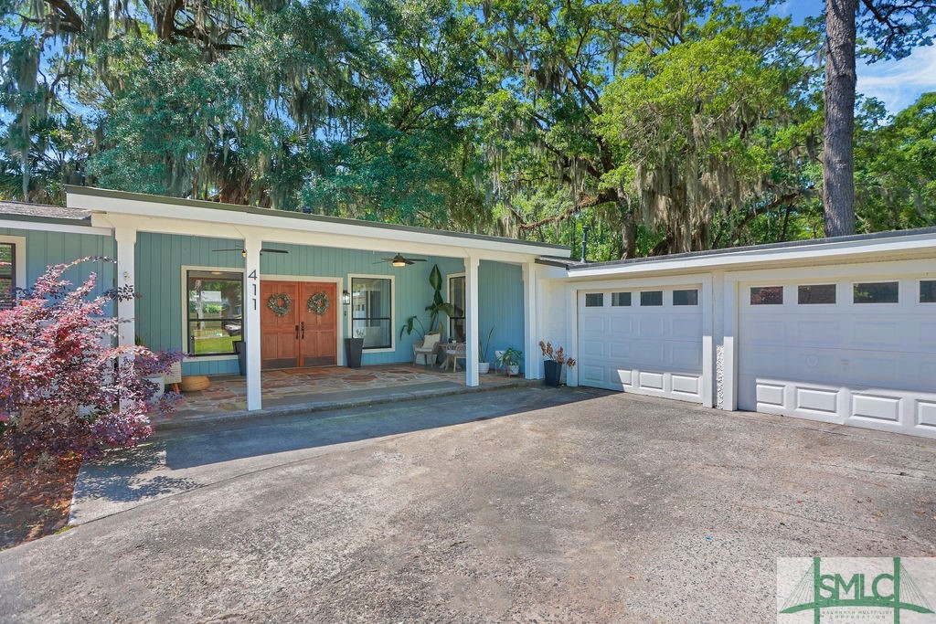 411 Arlington Road Savannah, GA 31419 - Photo 1 of 46
