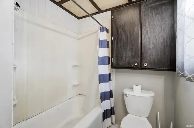 $150,000 | 110 South Ash Street, Butler, IN 46721