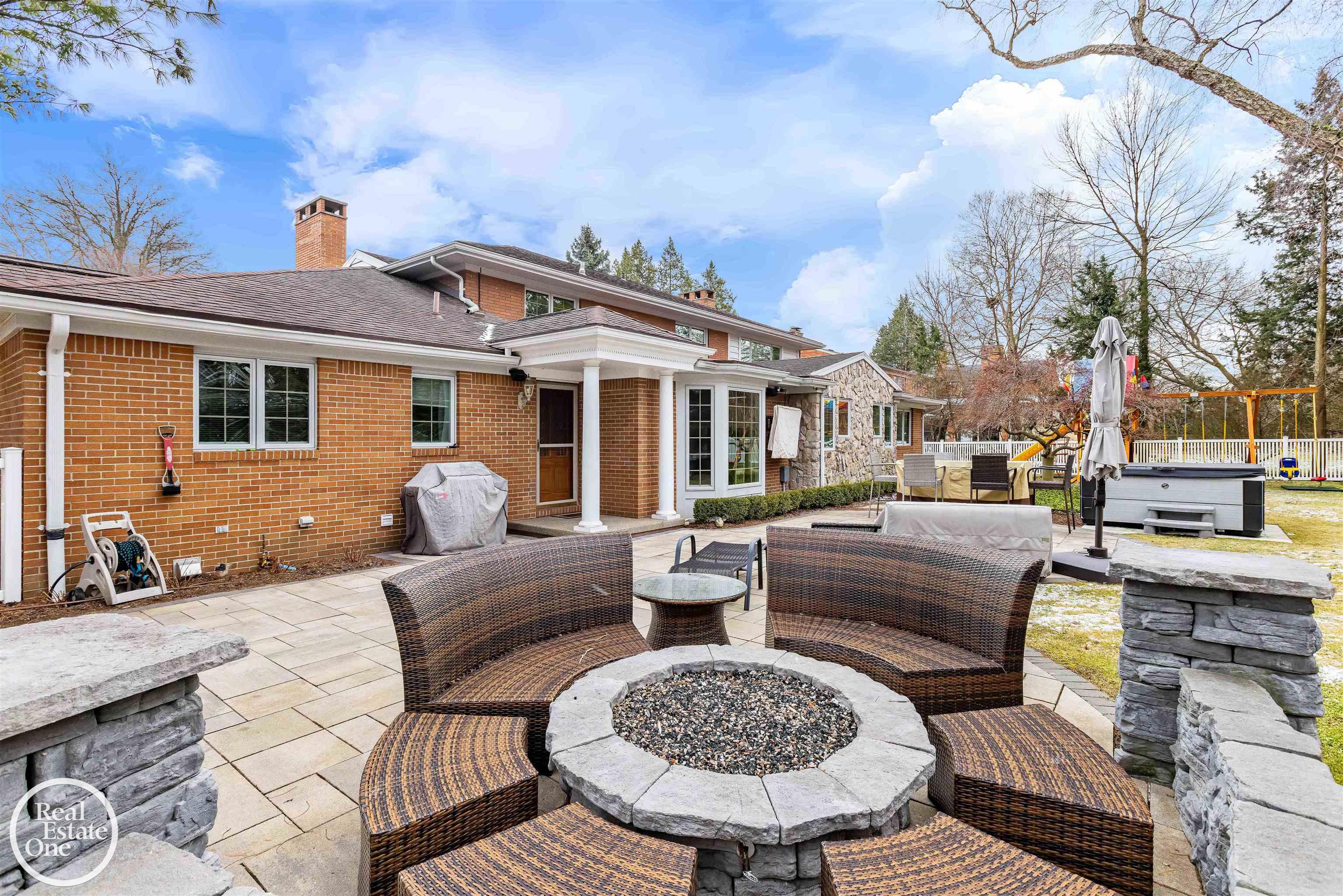 535 Ballantyne Road Grosse Pointe Shores, MI 48236 - Photo 67 of 89