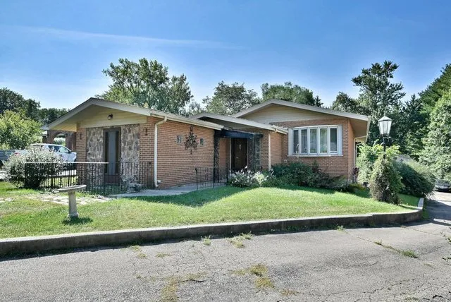 $465,000 | 7-n040 Eagle Terrace, Medinah, IL 60157