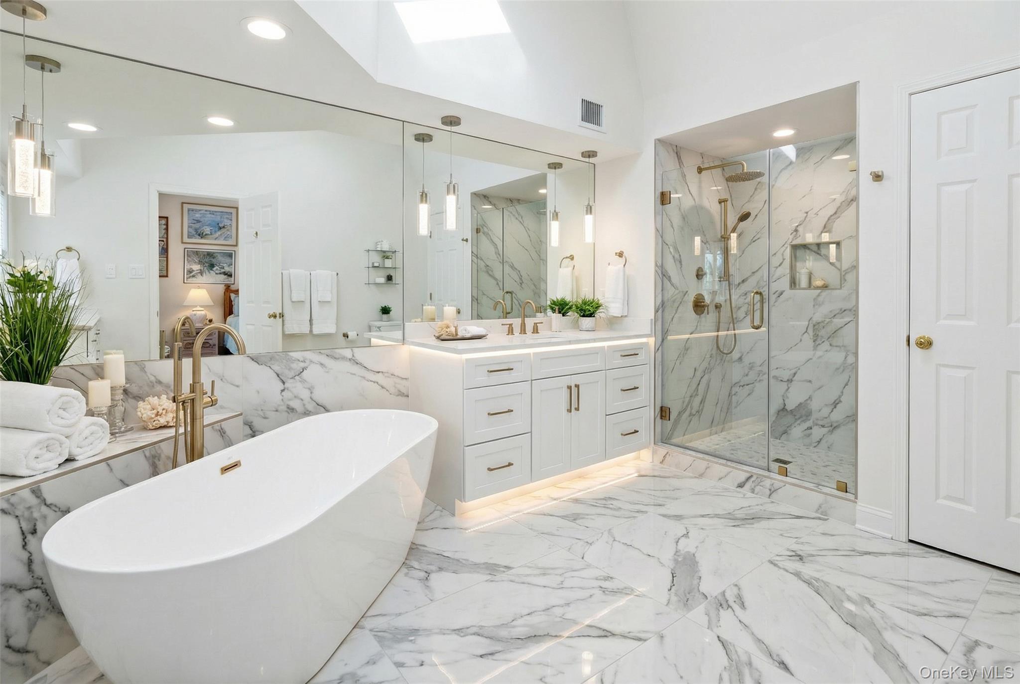 520 Hampton Road, Unit 5 Southampton, NY 11968 - Photo 17 of 30 Virtually Staged