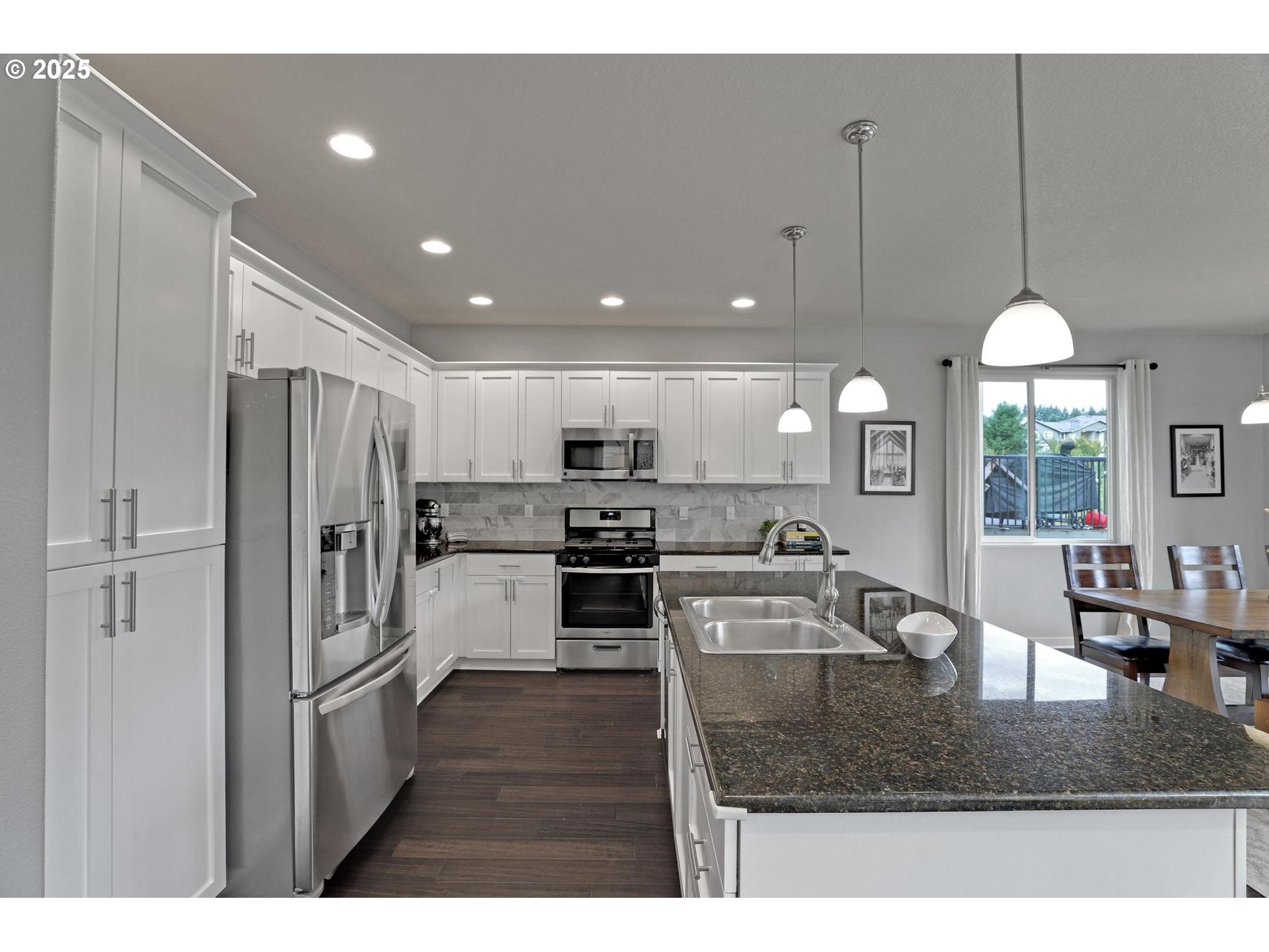 244 Northwest 117th Loop Portland, OR 97229 - Photo 11 of 35 Gallery Image 11