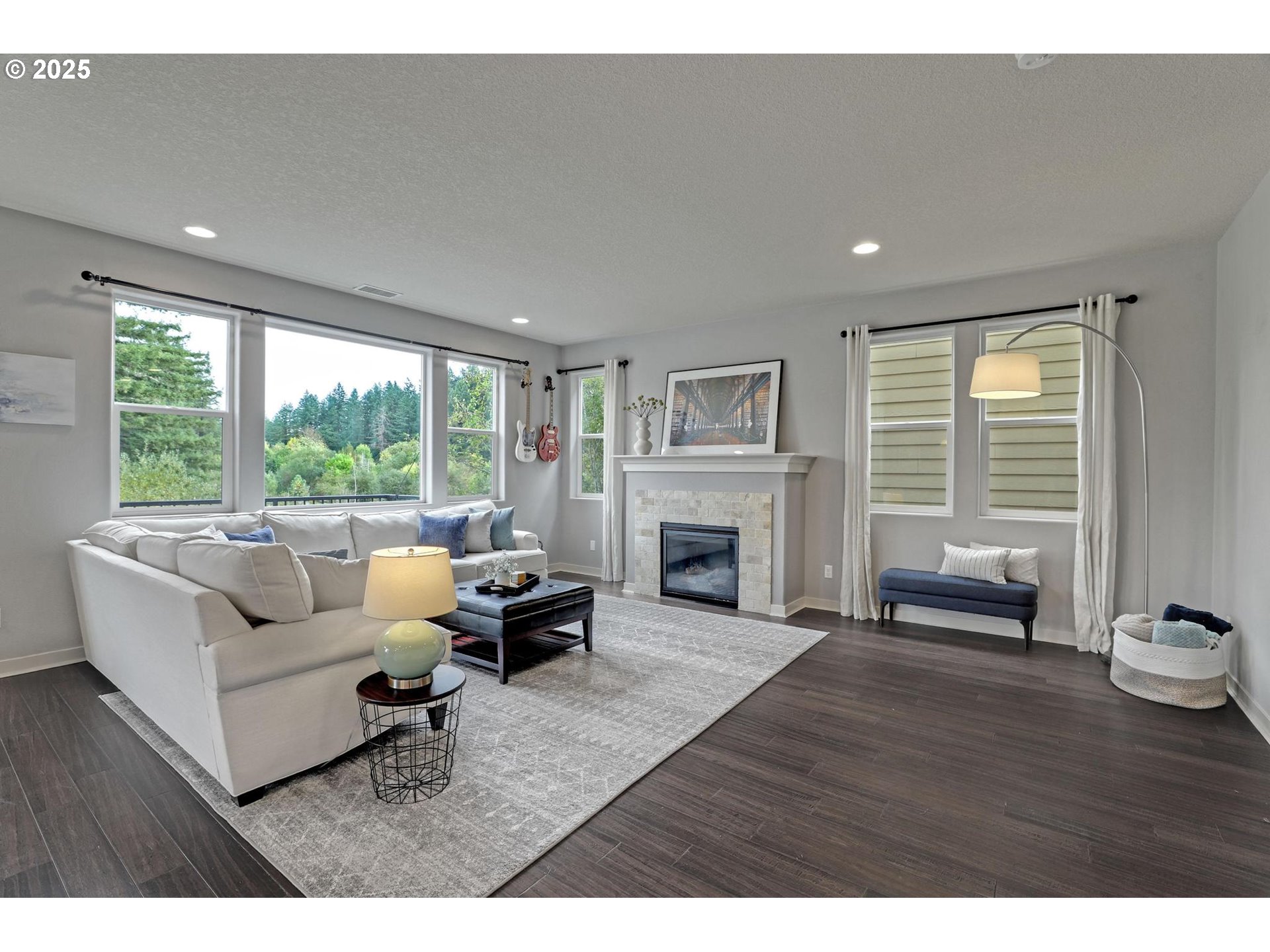 244 Northwest 117th Loop Portland, OR 97229 - Photo 5 of 35 Gallery Image 5