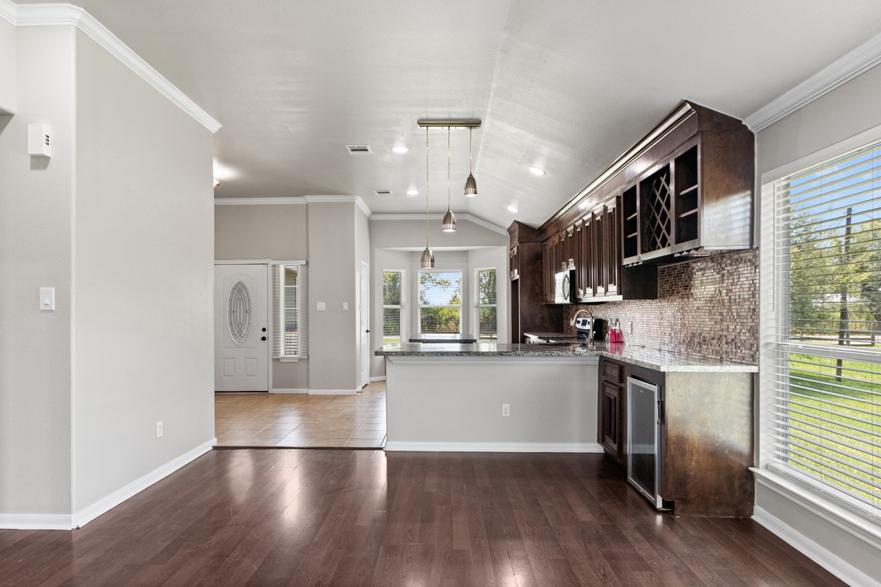 3131 County Road 81 Rosharon, TX 77583 - Photo 4 of 13