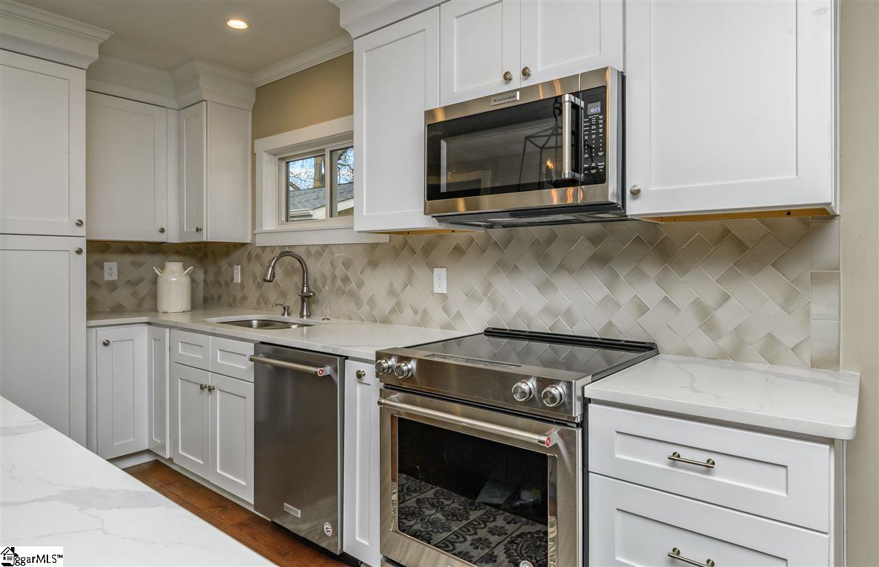 504 West Faris Road Greenville, SC 29605 - Photo 14 of 36 Gallery Image 14