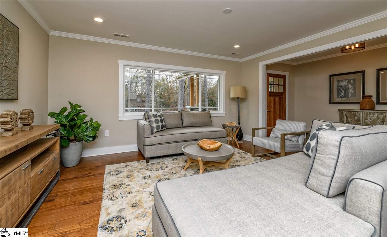 504 West Faris Road Greenville, SC 29605 - Photo 10 of 36 Gallery Image 10