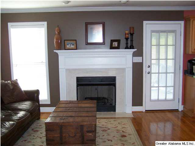 907 Ridgeway Drive Oneonta, AL 35121 - Photo 3 of 28