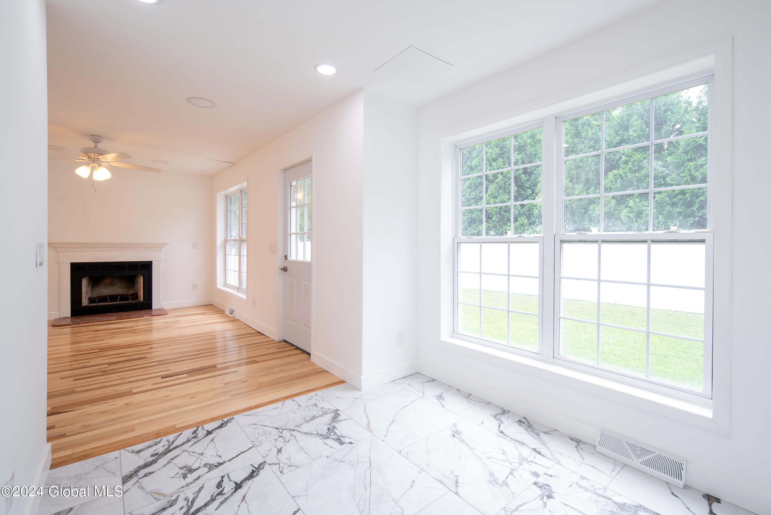 2285 Troy Schenectady Road Niskayuna, NY 12309 - Photo 14 of 67 013