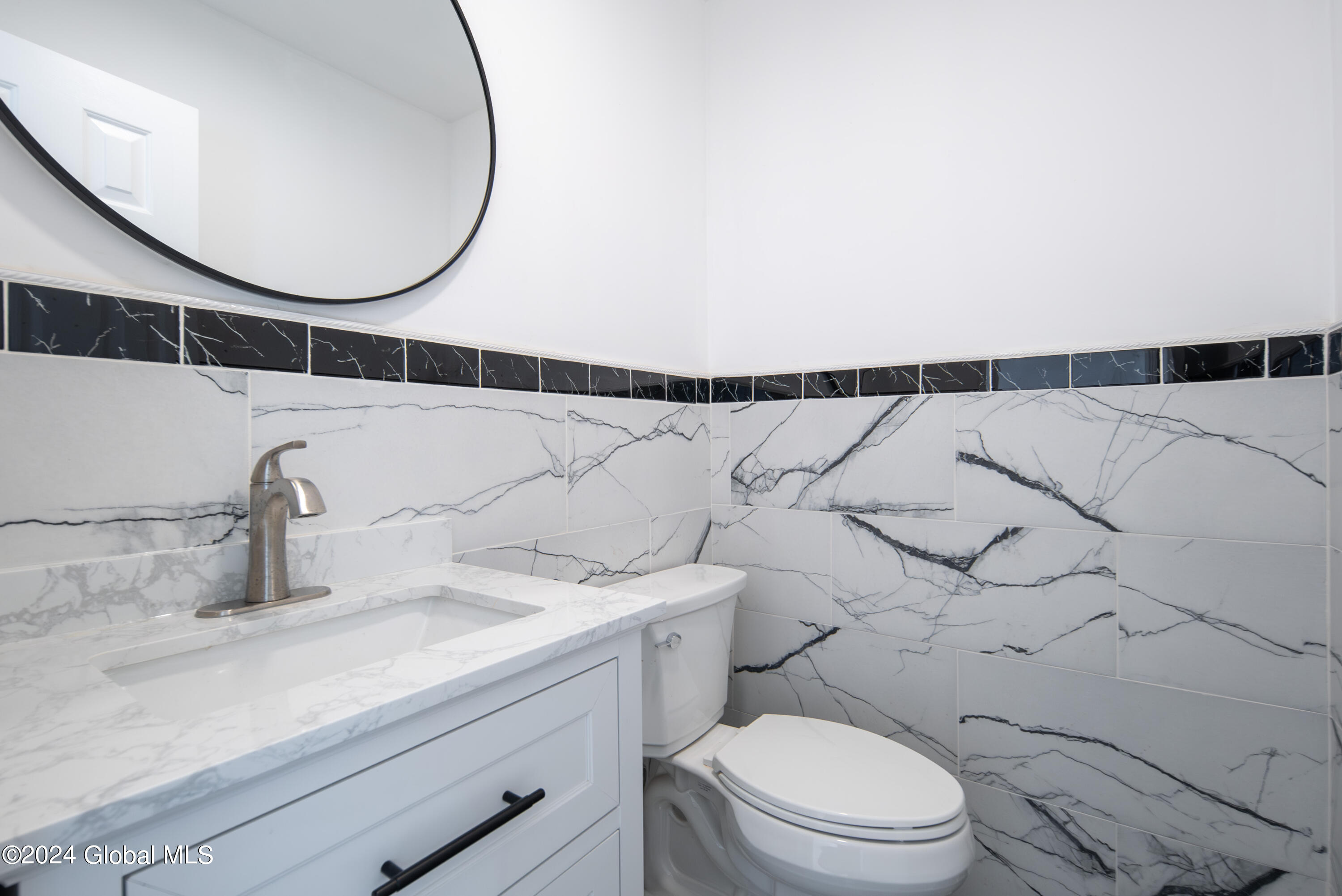 2285 Troy Schenectady Road Niskayuna, NY 12309 - Photo 23 of 67 022