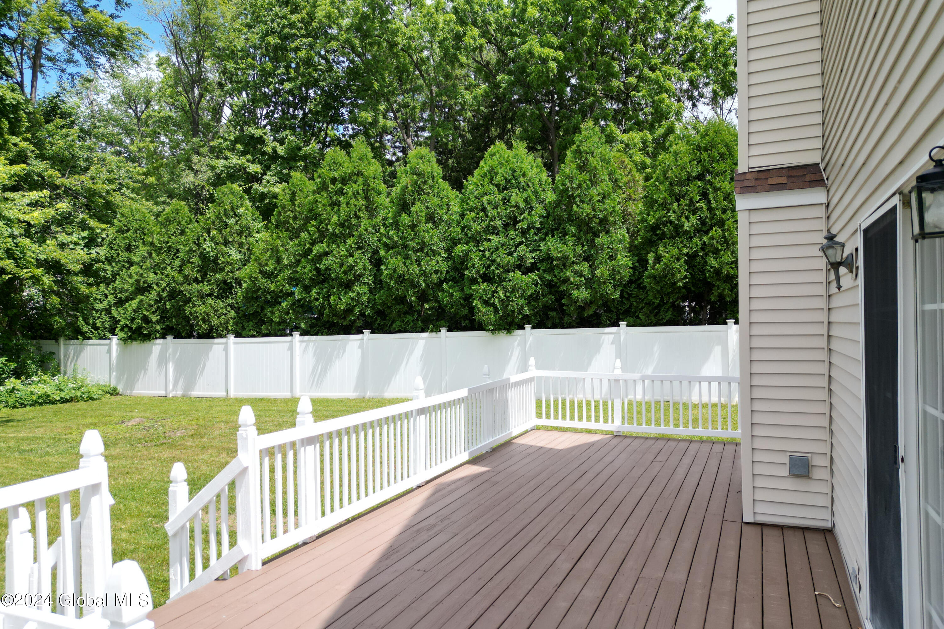 2285 Troy Schenectady Road Niskayuna, NY 12309 - Photo 51 of 67 055