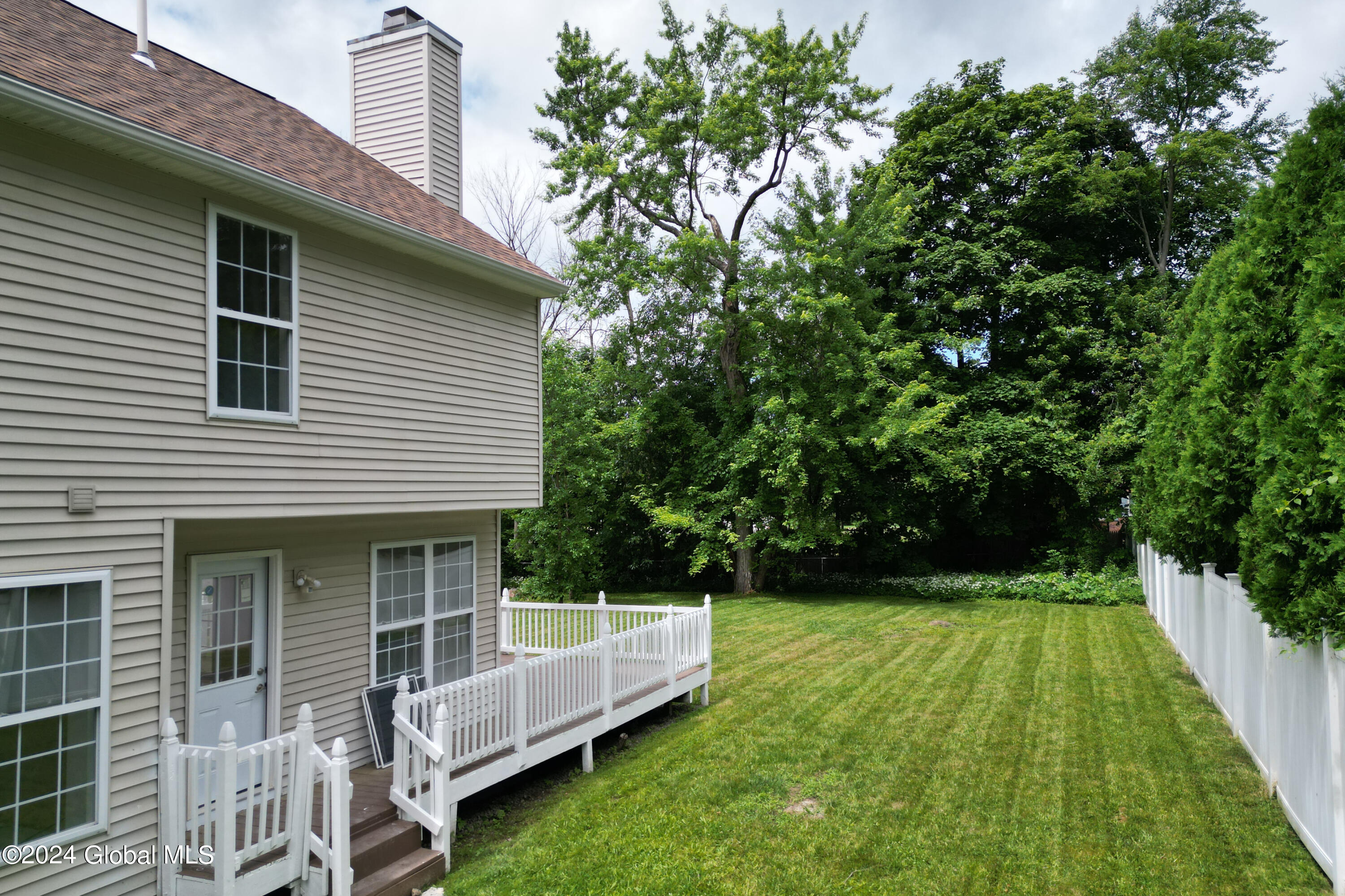 2285 Troy Schenectady Road Niskayuna, NY 12309 - Photo 54 of 67 058