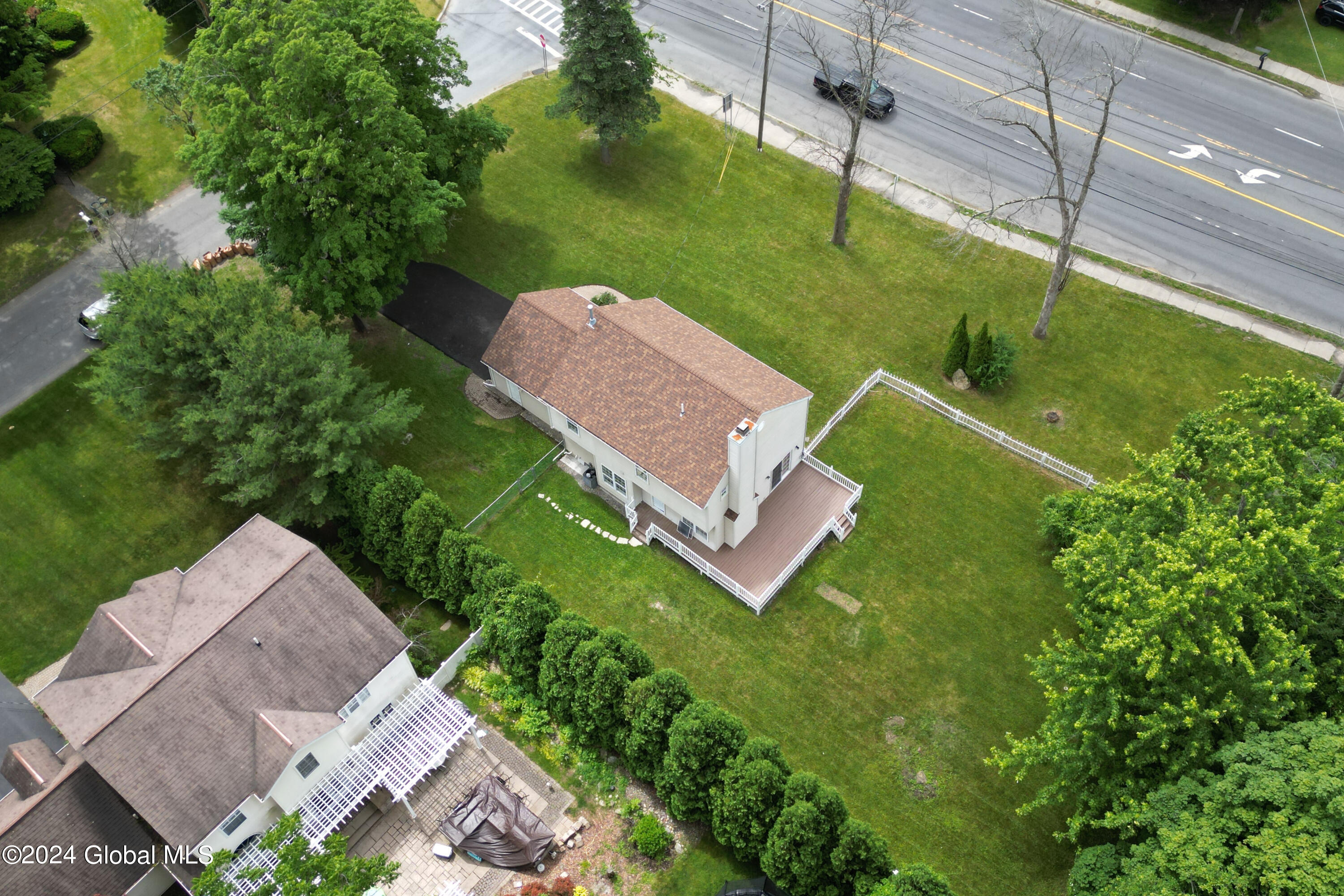 2285 Troy Schenectady Road Niskayuna, NY 12309 - Photo 63 of 67 068