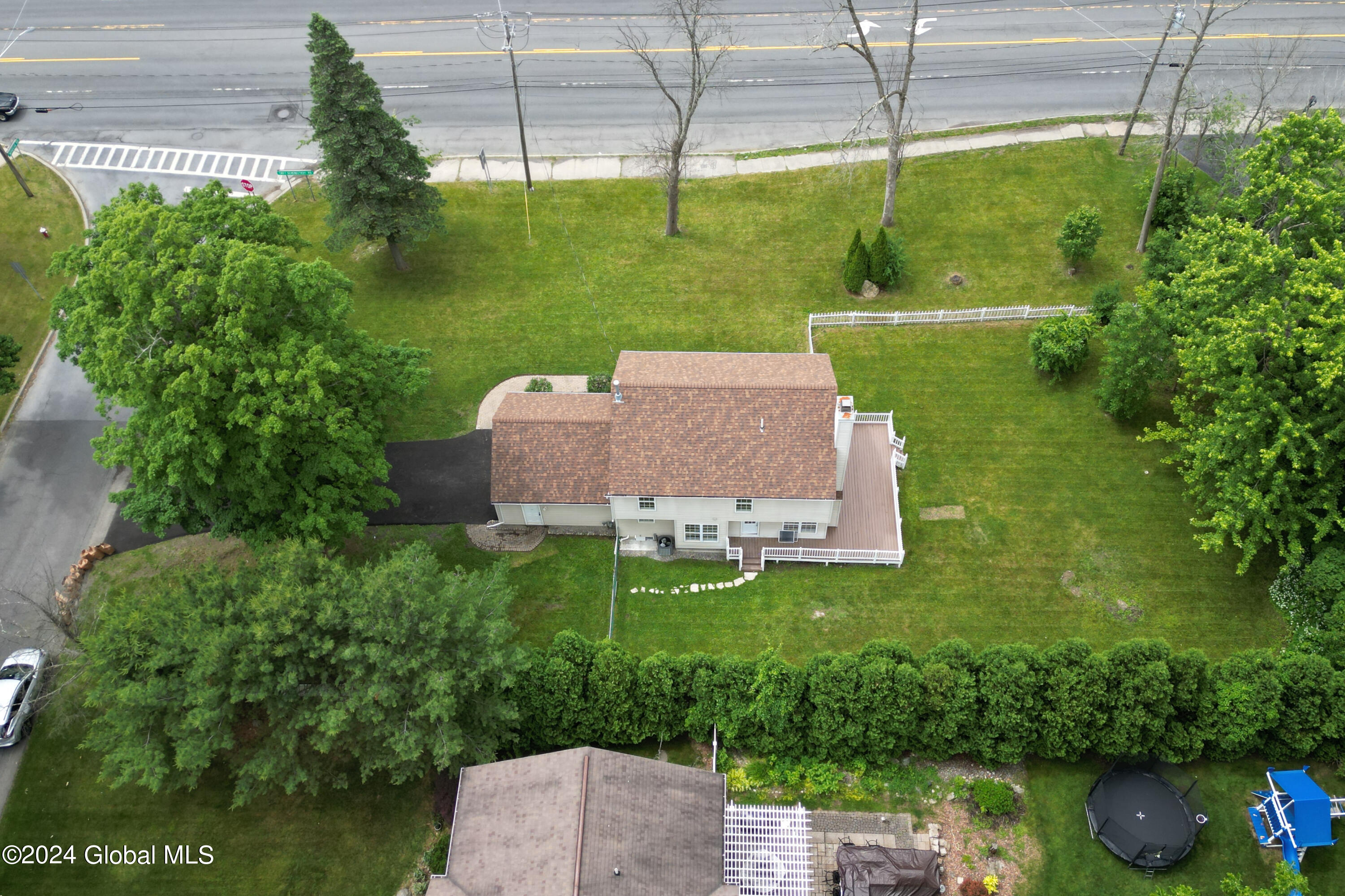 2285 Troy Schenectady Road Niskayuna, NY 12309 - Photo 64 of 67 069