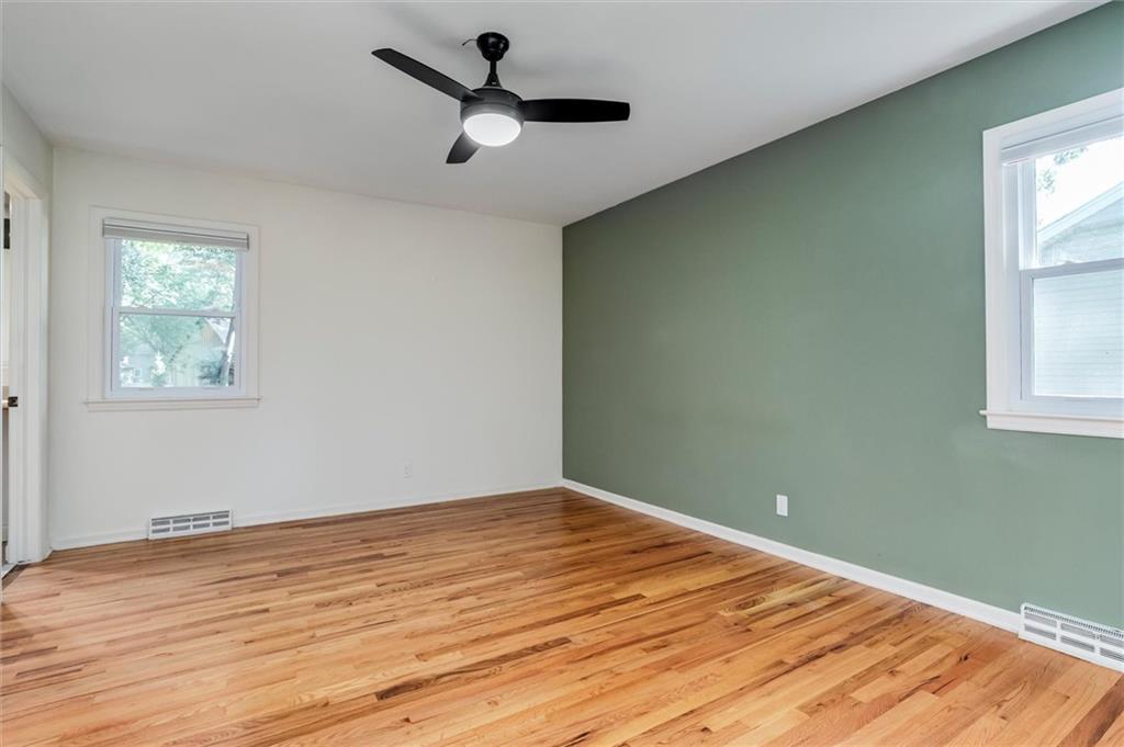 1016 South Stratford Road Olathe, KS 66062 - Photo 19 of 30