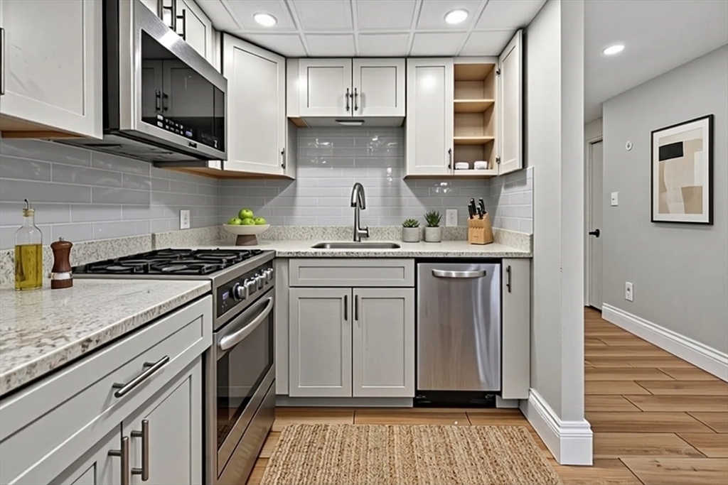 464 Commonwealth Avenue, Unit 31 Boston, MA 02215 - Photo 16 of 25