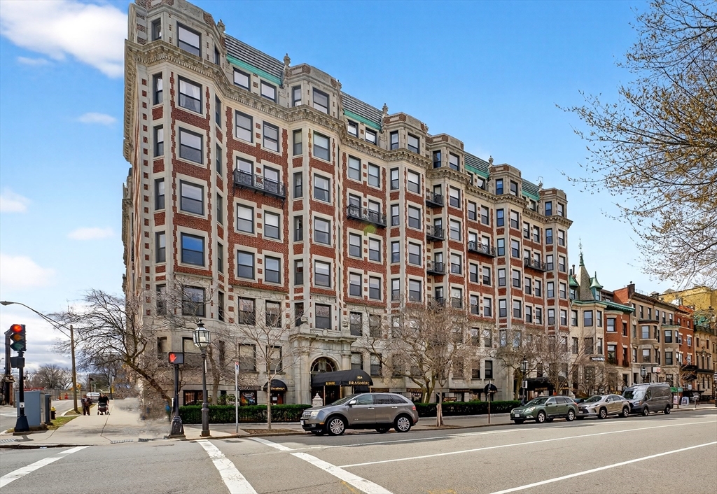 464 Commonwealth Avenue, Unit 31 Boston, MA 02215 - Photo 5 of 25