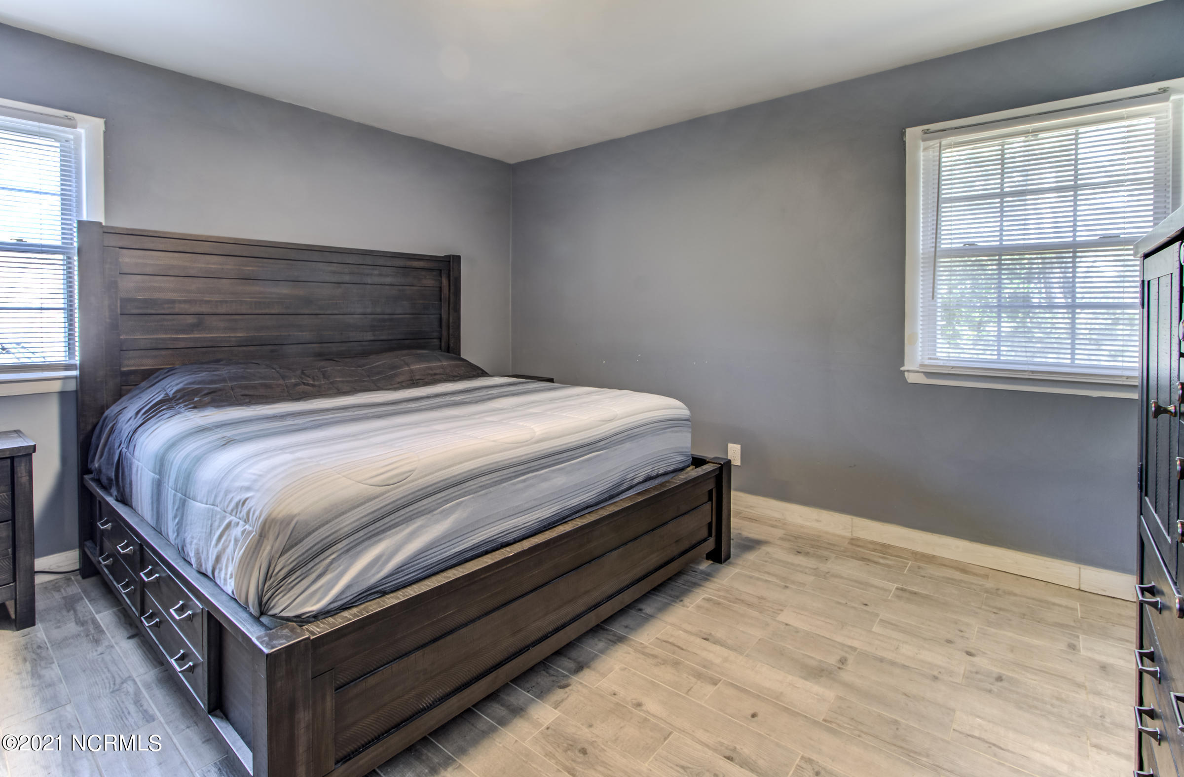 309 Kelly Road Wilmington, NC 28409 - Photo 19 of 32 Bedroom 2