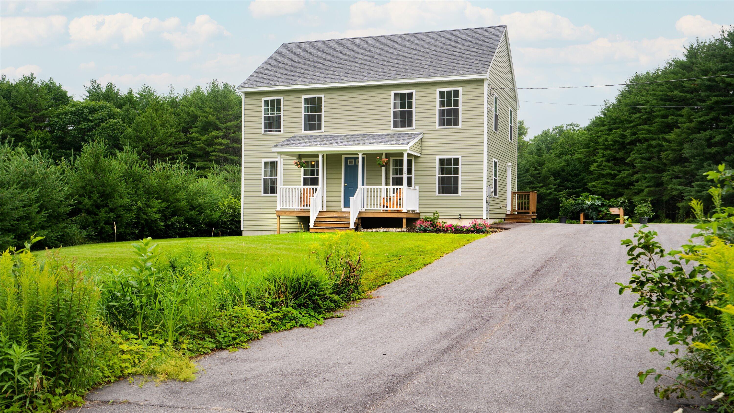 46 Ricker Road Saco, ME 04072 - Photo 1 of 38 Front of House