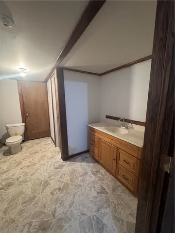 $179,000 | 114 Hickory Street, Mound City, MO 64470