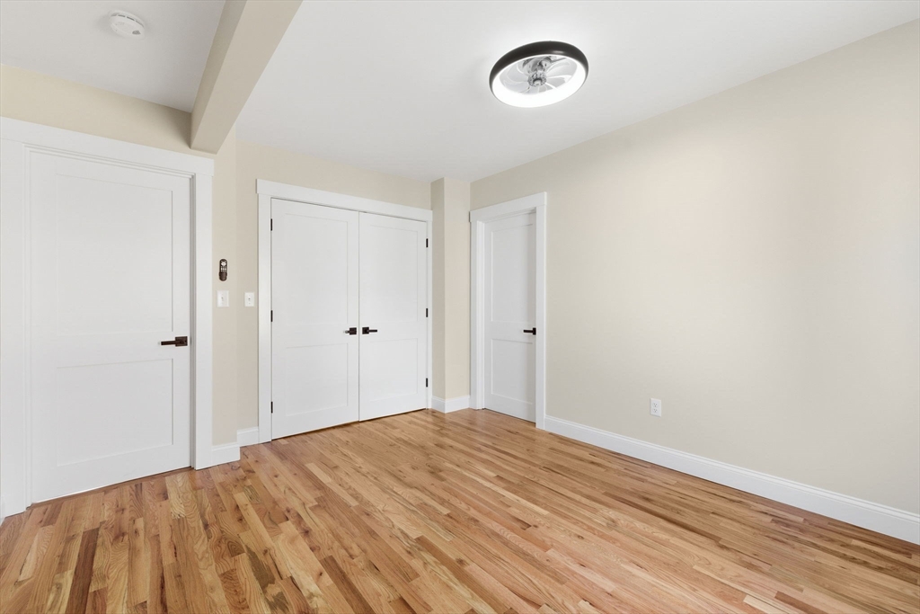20 Beacon Street, Unit 2 Gloucester, MA 01930 - Photo 12 of 28