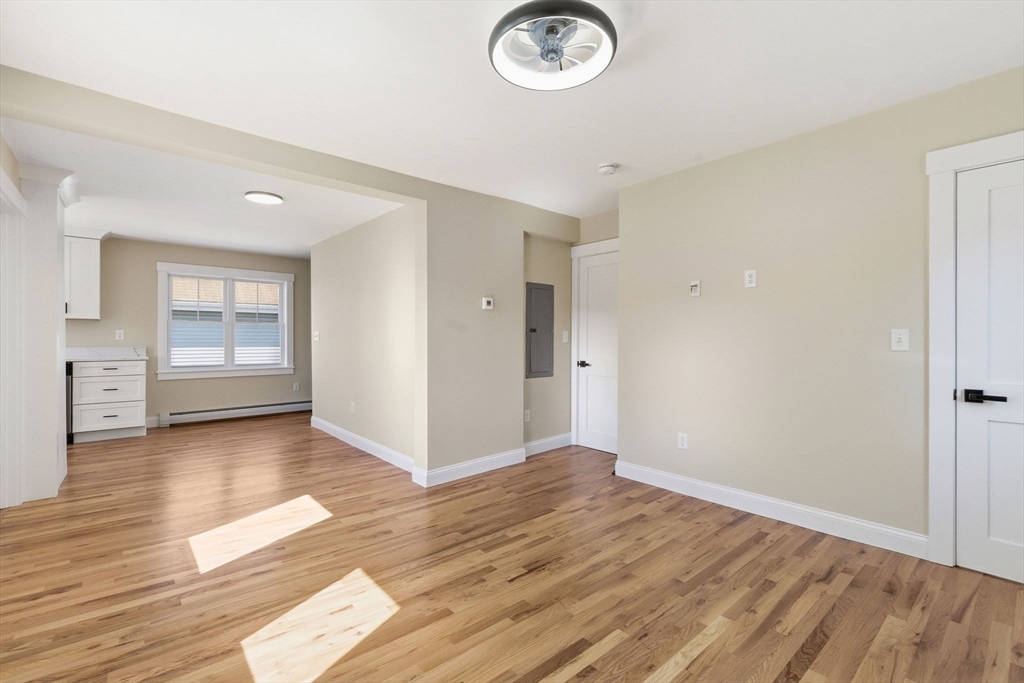 20 Beacon Street, Unit 2 Gloucester, MA 01930 - Photo 13 of 28