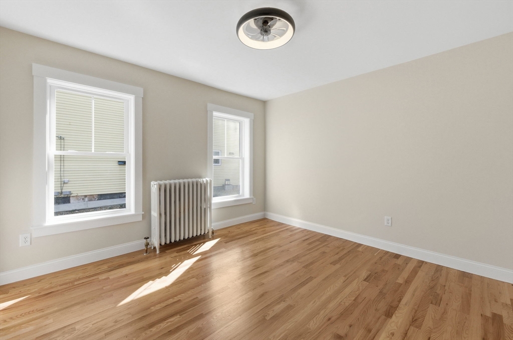 20 Beacon Street, Unit 2 Gloucester, MA 01930 - Photo 14 of 28